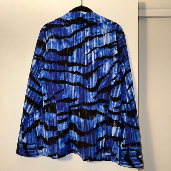Chicos Zenergy Zipper Jacket Blue Black Pattern Size 2 (Large) EUC - Picture 7 of 13